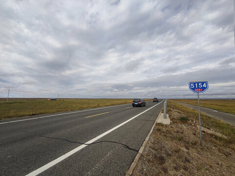 草原公路沥青路331国道