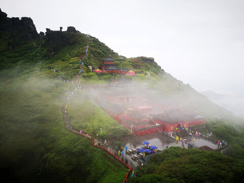 烟雨梵净山