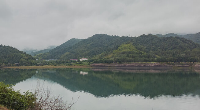 小杉村水库