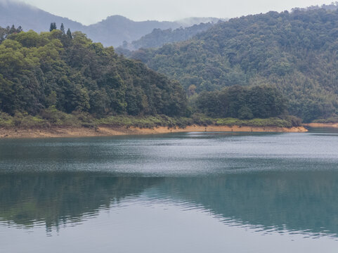 水库