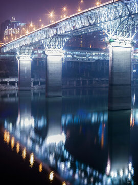 嘉陵江大桥夜景