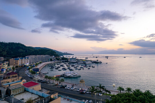 深圳双拥码头滨海建筑