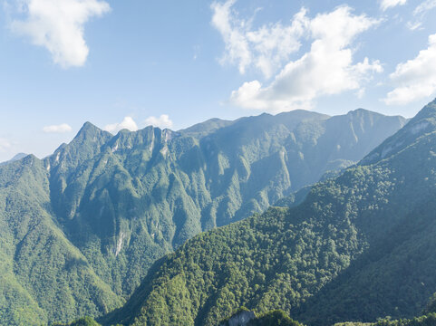 高山丘壑