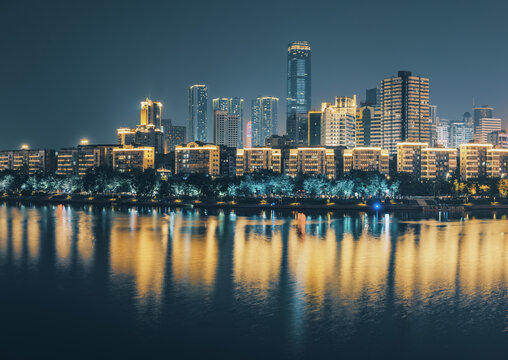 广西柳州柳江与建筑夜景