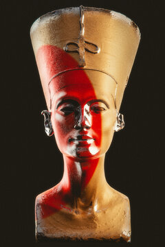 埃及艳后创意雕像