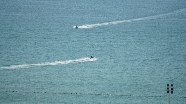 海景冲浪