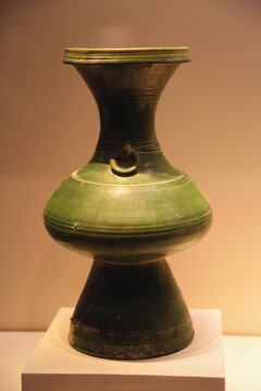 东汉绿釉陶壶