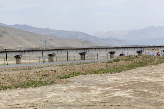 青藏铁路桥