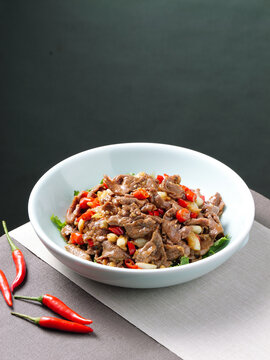 小炒黄牛肉1