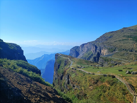 大山包峭壁