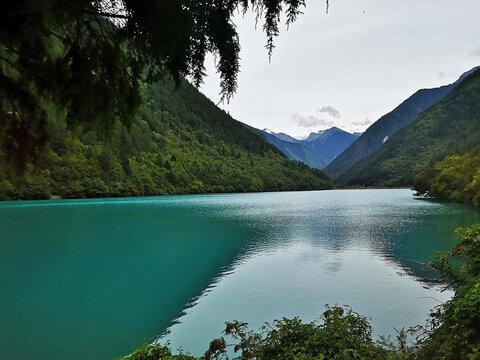 高山湖泊