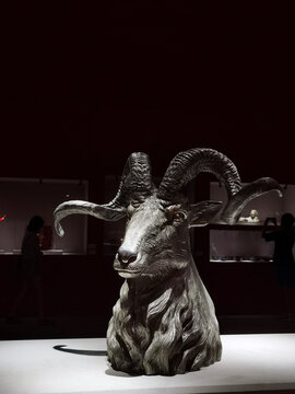 羊头雕塑