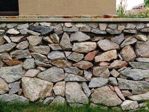 石头砌墙