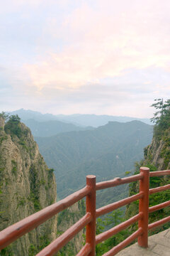 河南老君山观光栈道