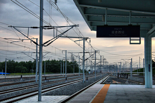 延吉西站站台