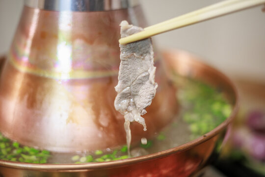 铜锅火锅涮肉