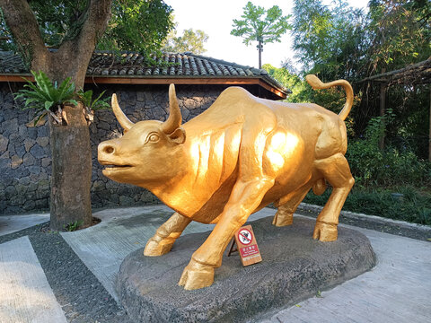 金牛塑像