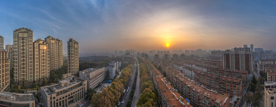 宽幅济南市张庄路日出全景