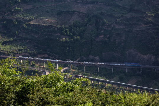 陇海铁路