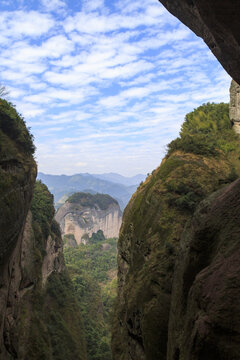 桂林丹霞八角寨景区