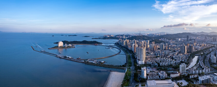 航拍珠海老城海岸线全景