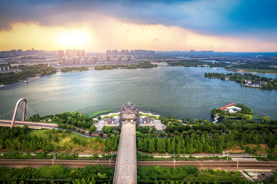 航拍绍兴城市园林街景