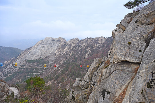 龟蒙山寿星巨雕