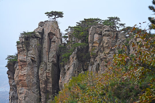 龟蒙山鹰窝峰