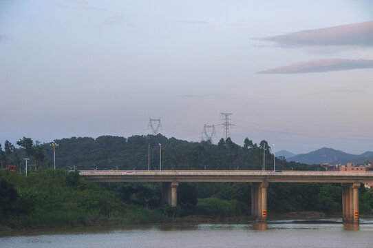 山水与桥