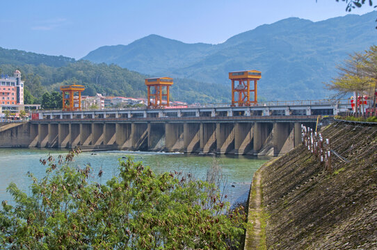 华安水力发电拦河闸坝