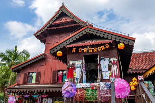 利用房屋空门展示商品