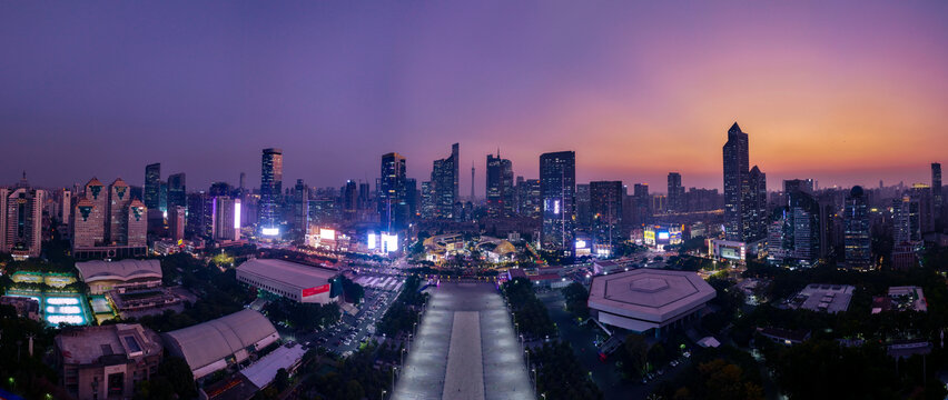 广州傍晚天际线全景