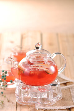 香橙草莓水果茶