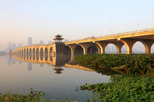 武汉墨水湖大桥