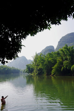 河流唯美风景