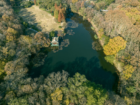 中山陵流徽榭秋色