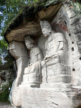 安岳石刻茗山寺风化石刻