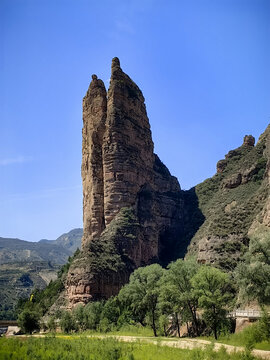 炳灵寺姊妹峰