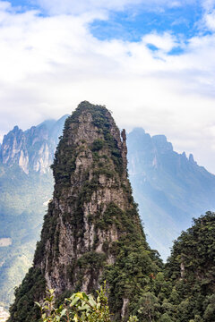 广西金秀五指山景区景观雄奇秀丽