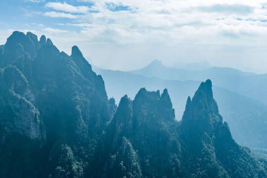 广西金秀五指山景区景观雄奇秀丽