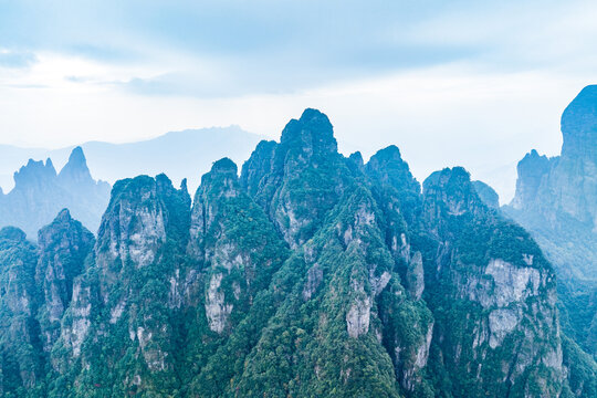 广西金秀五指山景区景观雄奇秀丽