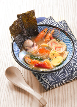 日式海鲜汤