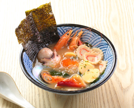 日式海鲜汤
