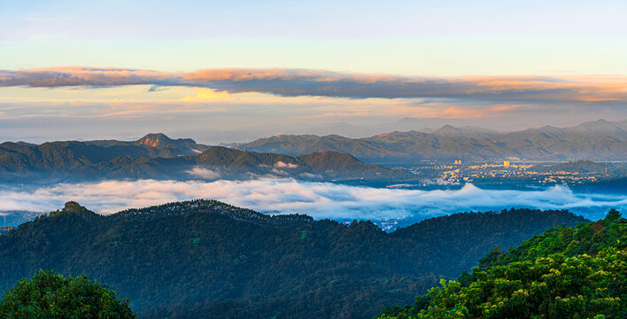 高山下的农村