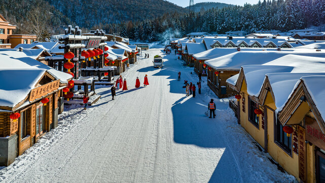 中国雪乡雪后街景