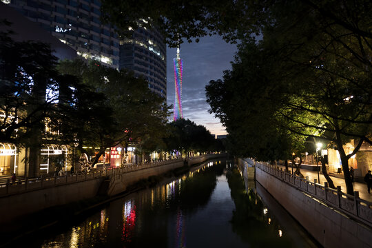 天德河涌夜景