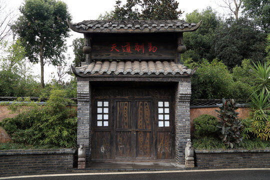 仿古大门