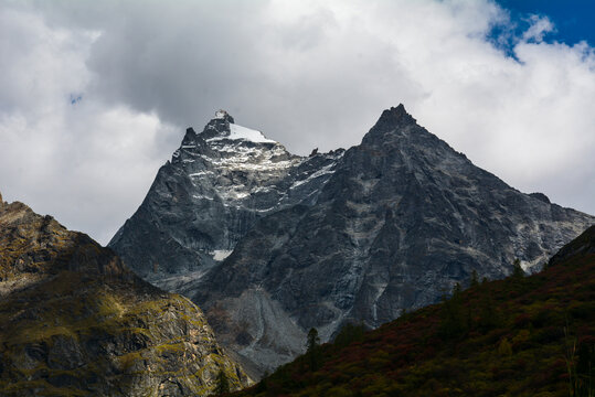 四姑娘山