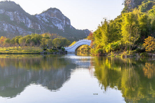 山水拱桥