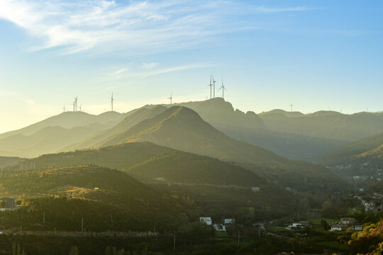 高山河流